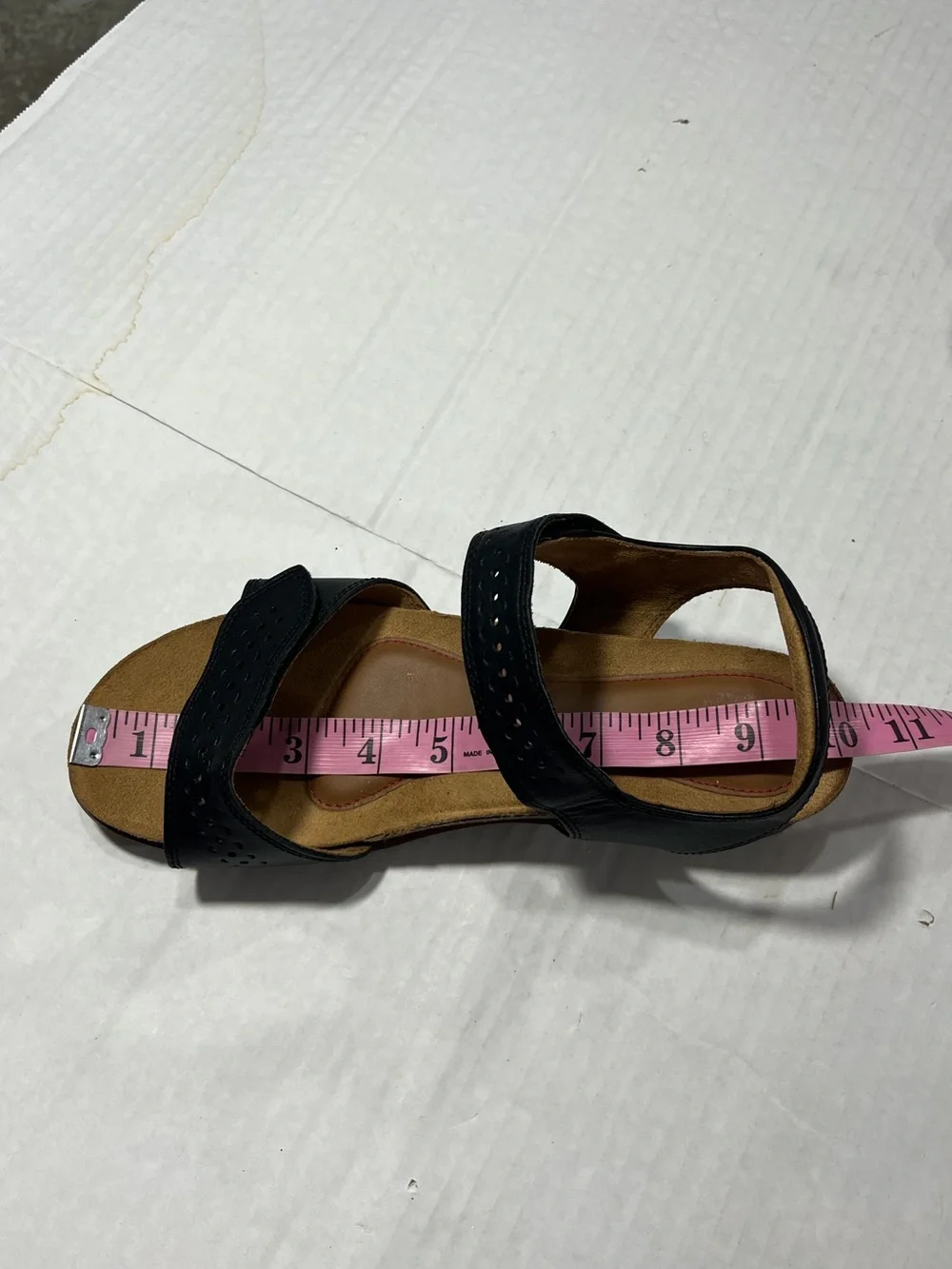 COBB HILL LEATHER VELCRO SANDAL